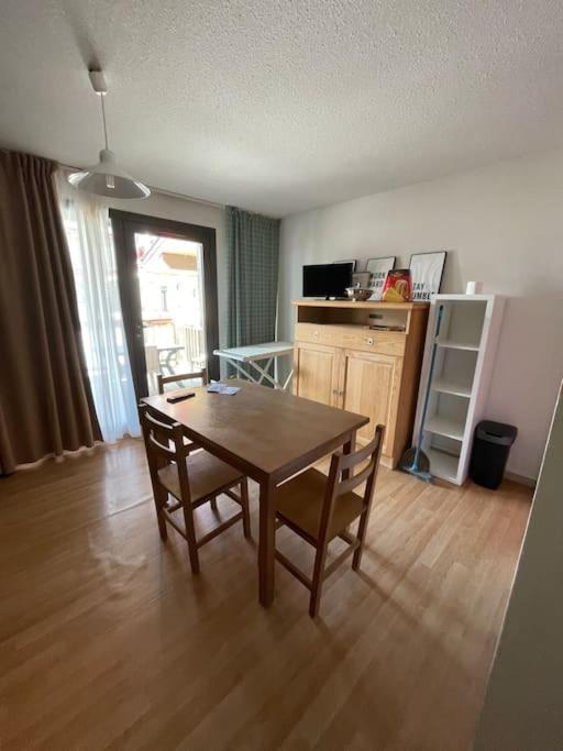 Joli Studio En Montagne Font-Romeu-Odeillo-Via Exterior photo